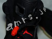 AIR JORDAN 6 RETRO+ BULLS Point1 タンのJUMPMANロゴ・ストッパー