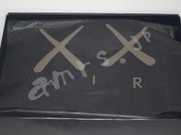 AIR JORDAN 4 RETRO KAWS KAWS x NIKE AIR JORDAN 4 Point1 包装紙