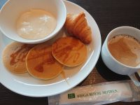 ルオーレパンケーキクロワッサン