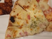 ピザ 唐揚げ パパゲーノ 南大沢