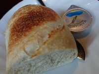 炭焼ハンバーグ&ステーキ ジョージ 東京都 八王子市 ランチメニュー パン