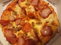 ベイクド ポテト＆ソーセージ Mサイズ、ドミノ・デラックス Mサイズ、アメリカン Mサイズ＠ドミノ・ピザ