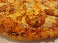 ベイクド ポテト＆ソーセージ Mサイズ、ドミノ・デラックス Mサイズ、アメリカン Mサイズ＠ドミノ・ピザ チーズダブルトッピング