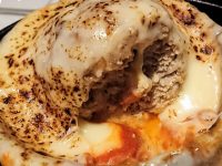 あふれるチーズのアルボンディガス（スペイン風肉団子） スペイン酒場 P 本郷＠東京都文京区