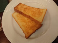 椿屋珈琲店 新橋はなれ＠東京都港区 椿屋の生食パントースト