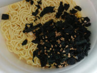 EDGE×わかめラーメン ごま・しょうゆ また帰ってきたわかめ3.5倍