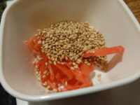 博多 新風 日比谷ラーメンアベニュー店＠RAMEN AVENUE（東京都千代田区） 博多豚骨 白 トッピング