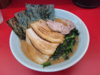 ラーメン 堀田家＠東京都千代田区 らーめん 並 ほうれん草 燻製チャーシュー