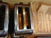 快活CLUB 八王子本店＠快活クラブ 無料モーニング食べ放題 トースト トースター