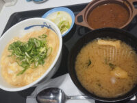 ふあとろ玉子のあんかけ朝ごはん(選べる小鉢付:ミニカレー)@松屋 松屋の朝ごはんメニュー ふあとろ玉子のあんかけ朝ごはん 小鉢:ミニカレー