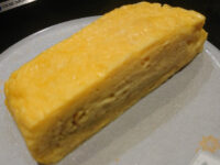 独楽寿司 八王子オクトーレ店＠八王子オクトーレ（東京都八王子市） だし巻き卵