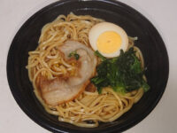 家系総本山吉村家監修 横浜家系らーめん・吉村家監修 焼豚おにぎり＠ローソン（LAWSON） 麺が干からび感あり