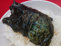 ラーメン 堀田家＠東京都千代田区 ライス ゴマ 豆板醤 海苔巻き