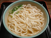 おにやんま 新橋店＠東京都港区 温［大盛］かけ