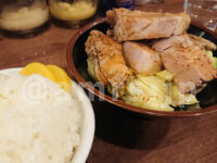 横浜家系 まるに家＠東京都八王子市 キャベチャー 半ライス