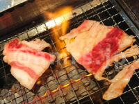 焼肉ライク 八王子楢原店＠東京都八王子市 メガハラパウンダーセット （ガリバタ塩ハラミ＆バラカルビ＆イベリコ豚） 脂身