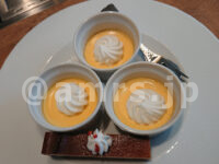 プレミアムカルビ 立川店＠東京都立川市 季節のデザートビュッフェ いちごのチーズケーキ、プレミアムプリン