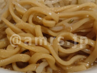 ブタジマくん（麺屋 鈴春）＠東京都文京区 ブタジマくんらーめん ミニ（150g） 心の味食品製のちぢれ平打太麺