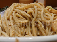 孫鈴舎 神田大手町店＠東京都千代田区 冷やし中華 中盛 麺 松富士食品製のストレート太麺