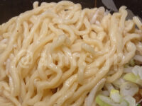 東京スタイルみそラーメン どみそ 東京ポートシティ竹芝店＠東京ポートシティ竹芝（東京都港区） 得東京セット 白味噌らーめん 浅草開化楼製のちぢれ太麺