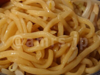 新潟発祥 なおじ 有楽町店@東京都千代田区 なおじろう 油そば 大盛 若干ちぢれ気味な太麺