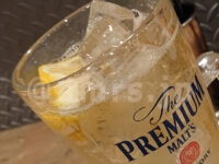 ガブ飲み処 鬼ぞりゴリラ 立川店＠東京都立川市 お通し ポテトサラダカレー 角ハイボール レモン入り