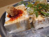 立呑み 神田屋 神田駅前店@東京都千代田区 せんべろセット 冷や奴 ラー油