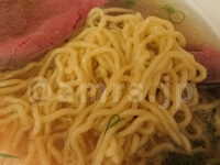 たけろくらーめん 高田馬場店@東京都新宿区 牛塩らぁ麺 ちぢれ中太麺