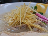 塩生姜らー麺専門店 MANNISH 神田西口店＠東京都千代田区 塩生姜らー麺 コッテリ 刻み生姜