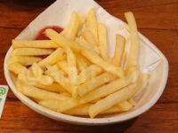 居酒屋それゆけ！鶏ヤロー！新宿歌舞伎町店＠東京都新宿区 ポテト食べ放題＆飲み放題 ポテトフライ