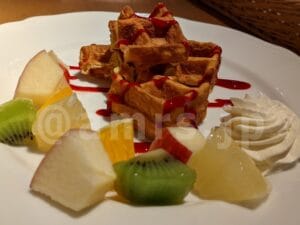 京橋千疋屋 東京駅一番街店＠東京都千代田区 ワッフルセット アイスコーヒー ドリンク