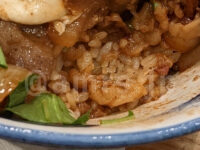 肉めし岡もと 新橋店＠東京都港区 肉玉めし ご飯 タレ具合