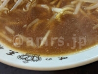 ラーメンの王様 本店＠東京都江戸川区 しょうゆラーメン スープ