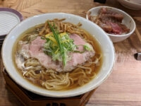 かね田@ラーメン激戦区 東京・丸の内(東京都千代田区) 煮干し醤油らーめん・A5和牛ご飯