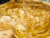 中華そば 吾衛門（ゴエモン）＠東京都八王子市 中華そば 具 刻みタマネギ