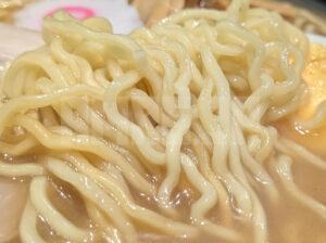 名代富士そば 神田店＠東京都千代田区 煮干しラーメン ちぢれ中細麺