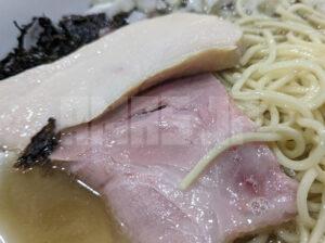 中華そば いづる＠東京都港区 煮干しそば 和え玉ハーフ チャーシュー 鶏チャーシュー 豚チャーシュー