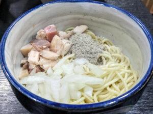 中華そば いづる＠東京都港区 煮干しそば 和え玉ハーフ