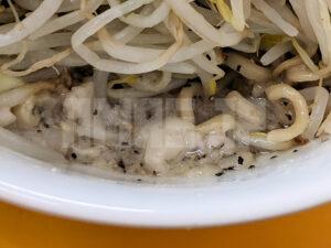 ラーメンエース 東京都八王子市 汁なし塩ラーメン（少なめ） スープ