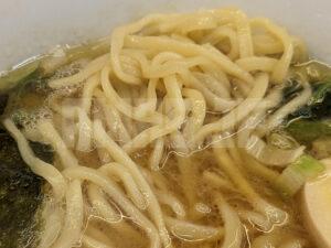 二代目 らーめん 谷瀬家 東京都千代田区 朝ラーメン 朝ラー 並 背脂コマチャーライス 秘密ボタン 酒井製麺製ちぢれ平打気味中太麺