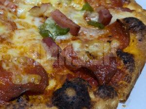 ペパロニクラシック デラックス ピザハット  デラックス アップ