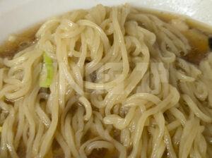 みまつ 東京都中央区 ラーメン 小カレー ちぢれ気味中細麺