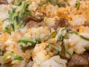 ​トゥックン² 羽村店 東京都羽村市 炭火焼カルビ丼 混ぜる