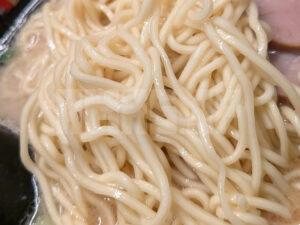 一蘭 新橋店 東京都港区 天然とんこつラーメン（創業以来） 若干ちぢれ気味ストレート細麺