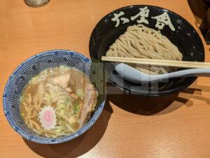 六厘舎 東京ラーメンストリート 東京都千代田区 朝つけめん 並盛