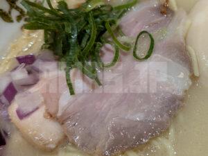 らぁ麺 はやし田 新橋店 ニュー新橋ビル 東京都港区 特製鶏白湯らぁ麺 鶏チャーシュー 豚チャーシュー