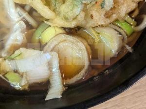 六文そば 金杉橋店 東京都港区 天玉そば ぶつ切りネギ