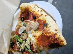 コストコホールセール 多摩境倉庫店 東京都町田市 マカロニチーズバイト スライスコンボピザ