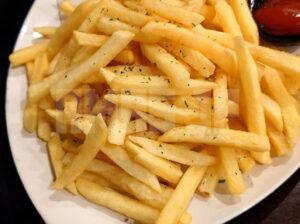 熟成肉バルダイニング ミートデミート ポテトフライ