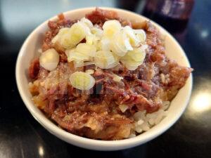 らぁ麺屋のさかいさん 牛すじごはん